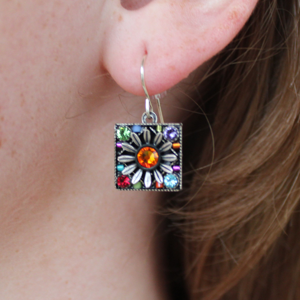 Firefly-Daisy-Earrings-7618-MC