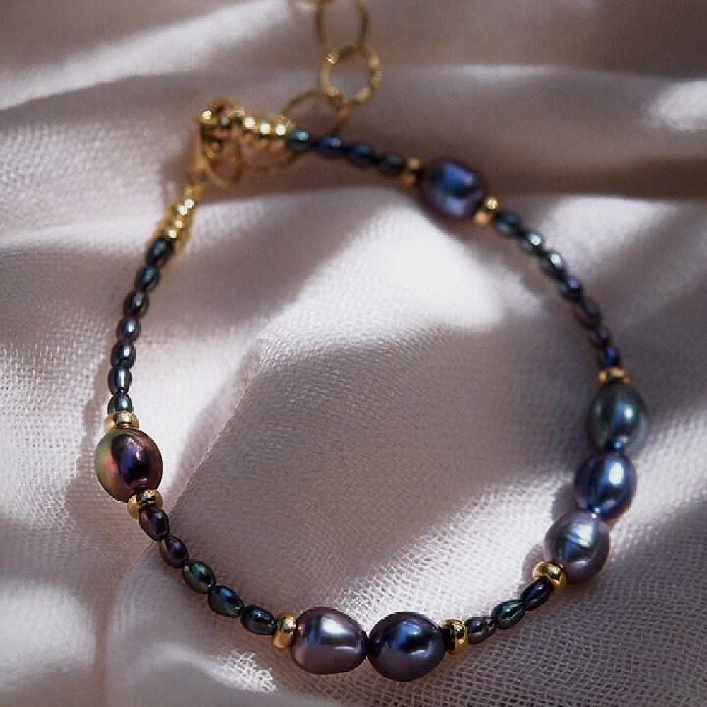 peacock-pearl-bead-bracelet