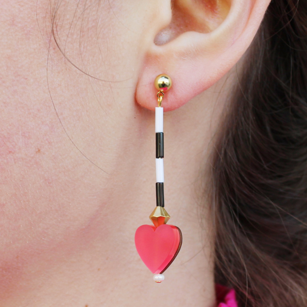 queen-of-hearts-earrings
