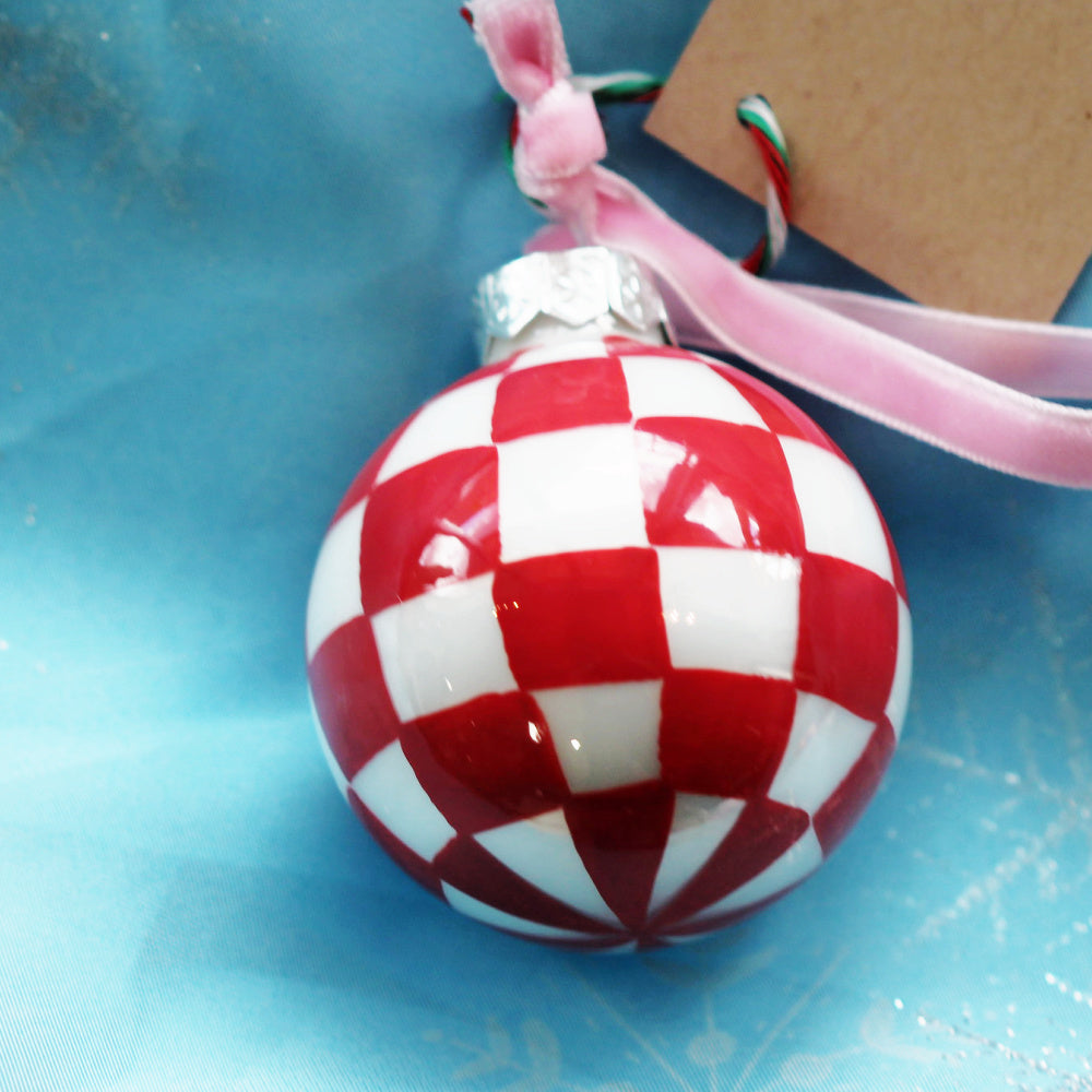 checkered-holiday-ornament