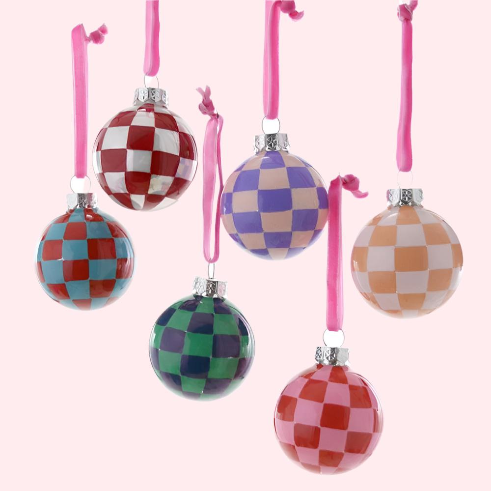 checkered-holiday-ornament