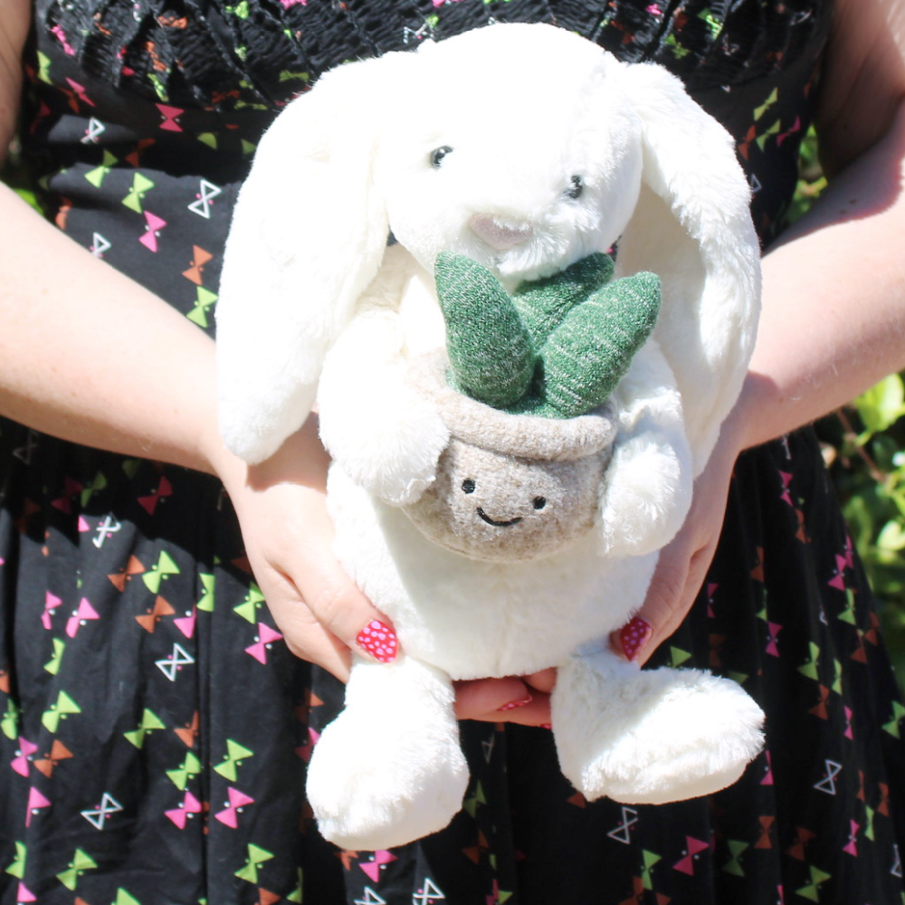 Cream Bunny with Plant – Coco and Duckie