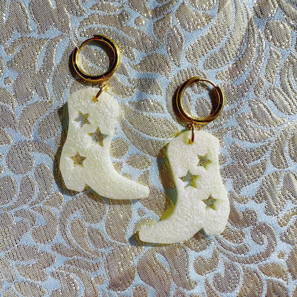 dreamland-pearl-dolly-earring