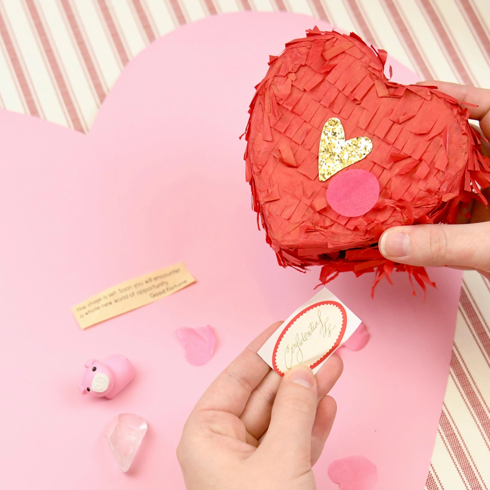 mini-heart-pinata