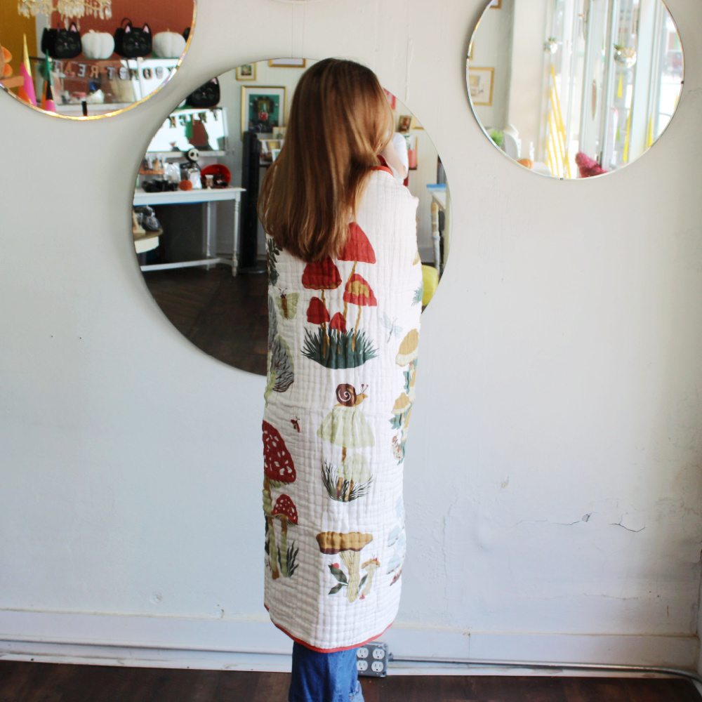 mushroom-collector-quilted-blanket