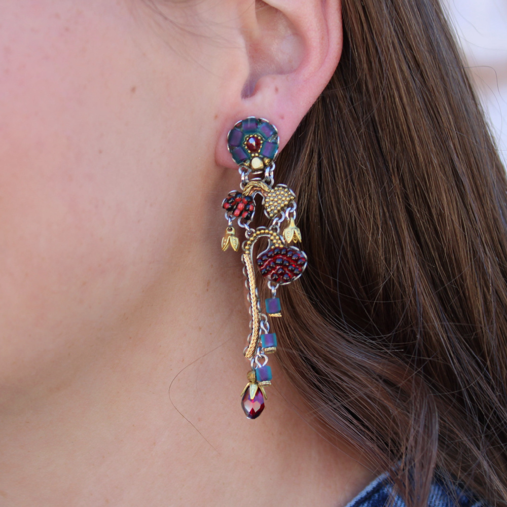 noble-wine-nori-earrings