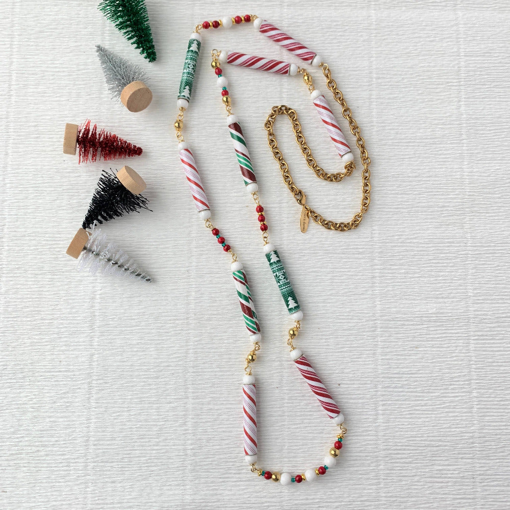 peppermint-sticks-holiday-necklace