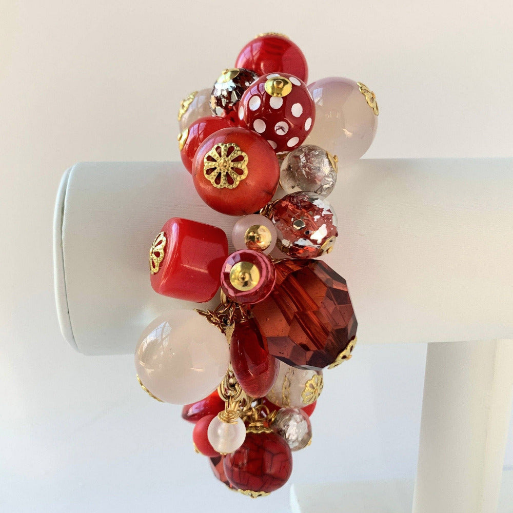 reds-bauble-charm-bracelet