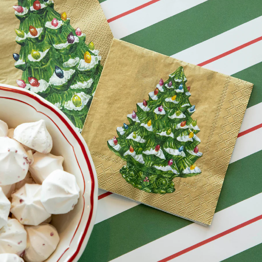 retro-christmas-tree-cocktail-napkins