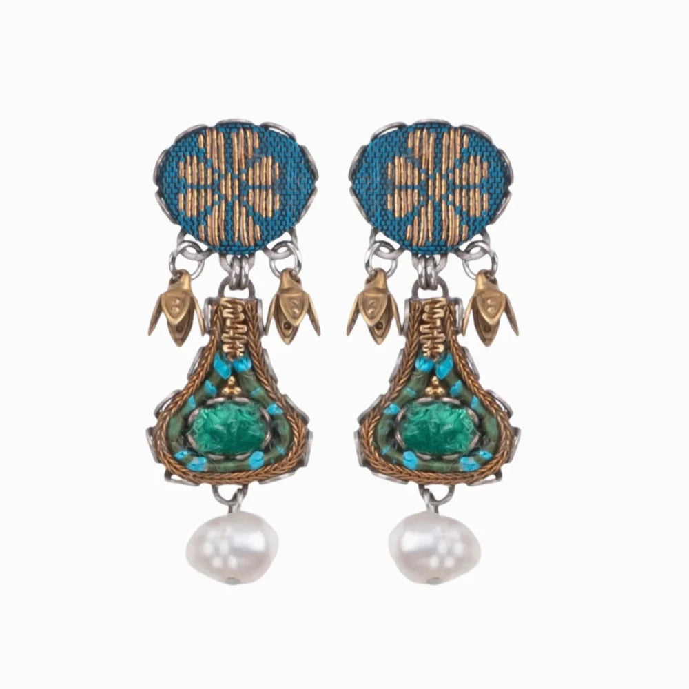 royal-velvet-earrings