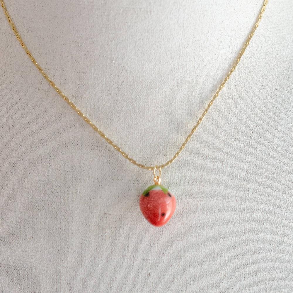 strawberry-savi-necklace