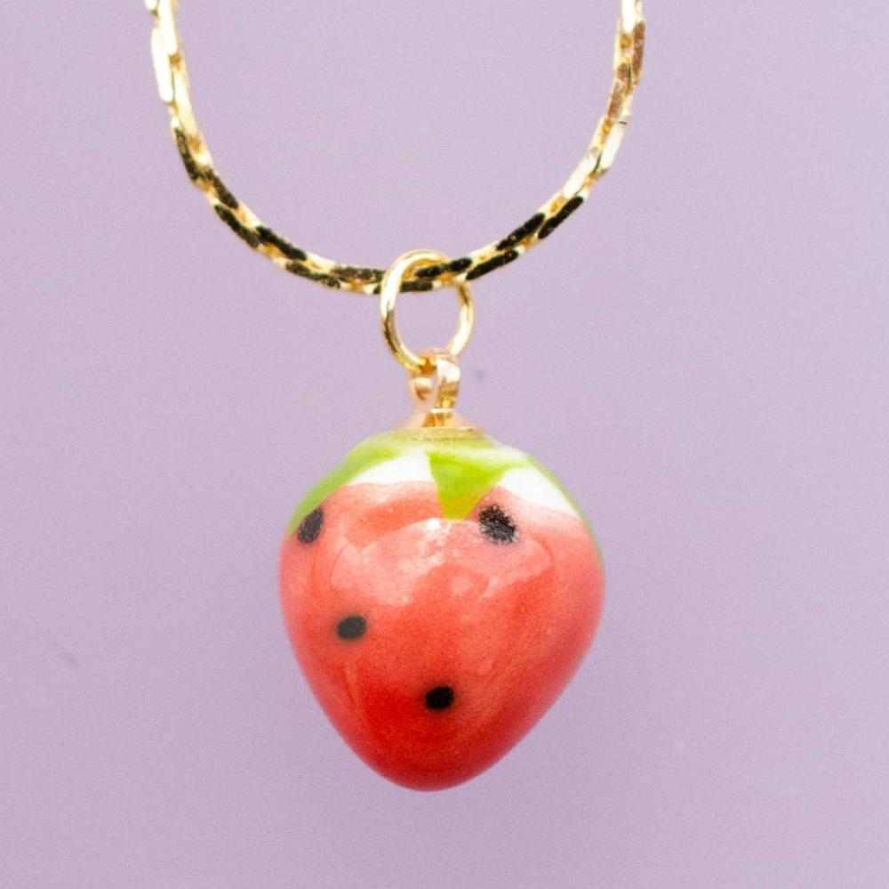 strawberry-savi-necklace