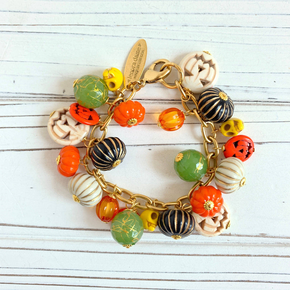 whimsical-halloween-pumpkin-bracelet