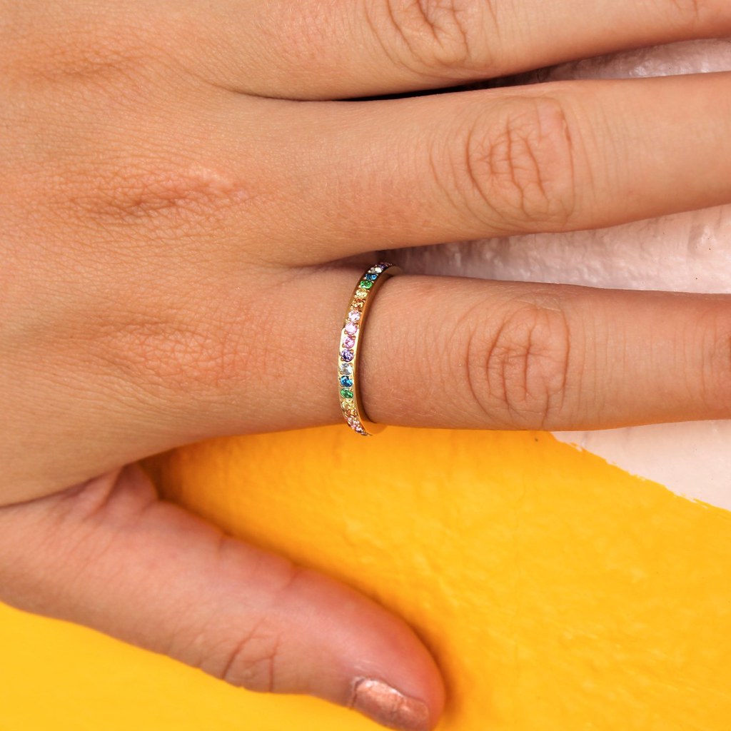 Qudo Eternity Gold Ring | Rainbow - Coco and Duckie 